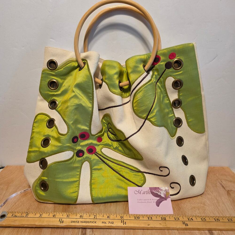 NWT Martha-Branded Canvas Bag w/ Bamboo Handles whimsical floral